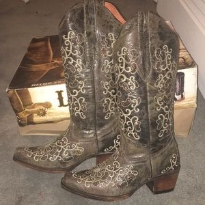 Women’s cowboy boots